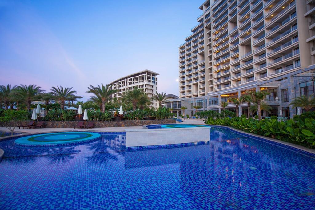 Aloha Oceanfront Suite Resort Линшуй Экстерьер фото