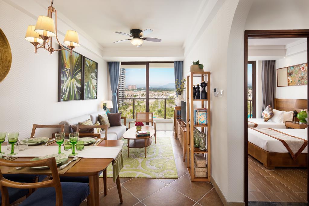 Aloha Oceanfront Suite Resort Линшуй Экстерьер фото