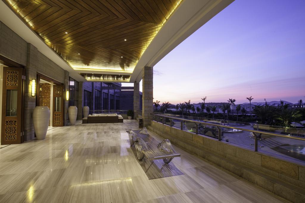 Aloha Oceanfront Suite Resort Линшуй Экстерьер фото