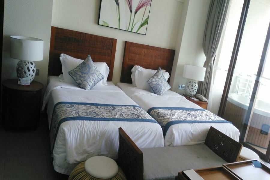 Aloha Oceanfront Suite Resort Линшуй Экстерьер фото